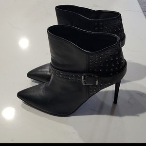 Kenneth Cole New York Timeless spiked booties